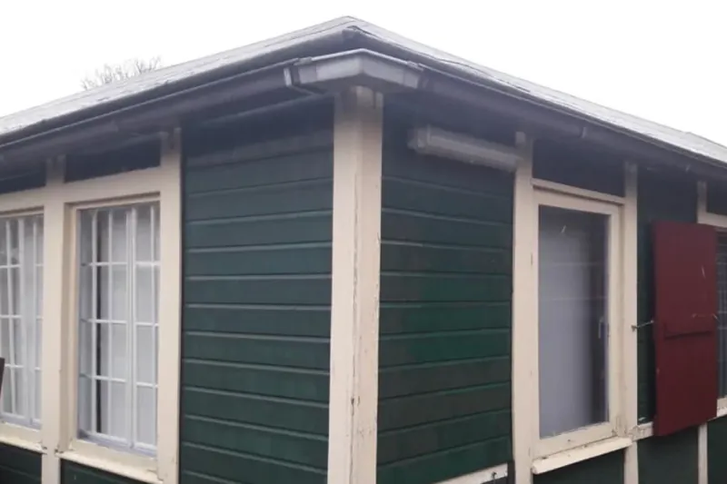 Vakantiehuis vóór de sloop in Rotterdam